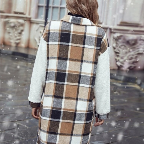 New plaid white button down Teddy jacket - Picture 6 of 8